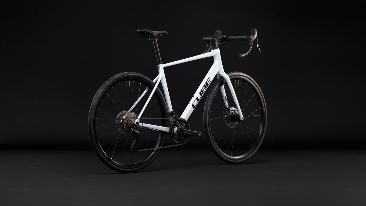 Cube Attain Race glacier´n´black (2027)