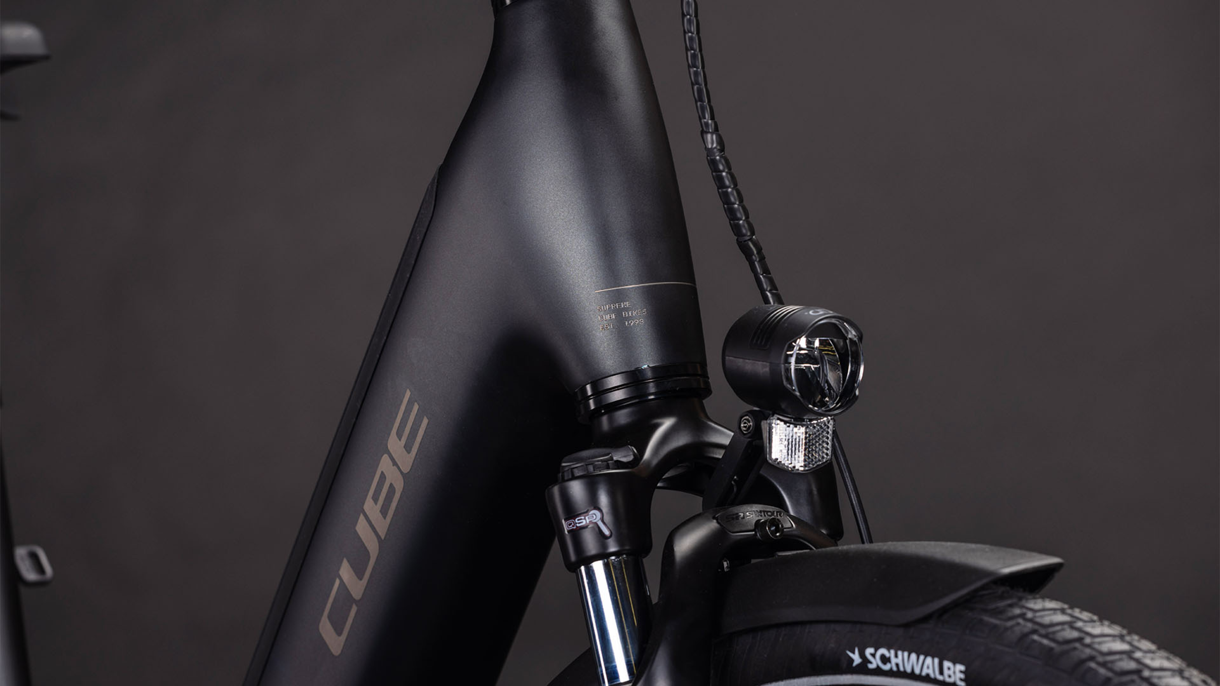 Cube Supreme Hybrid Comfort Pro 600 Easy Entry grey´n´chrome (2026)
