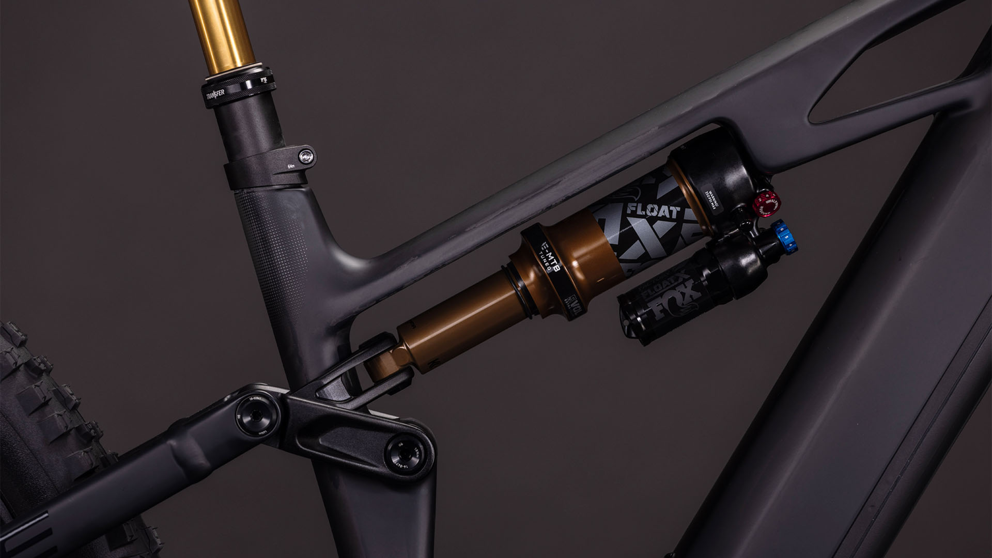 Cube Stereo Hybrid ONE44 HPC AT 800  carbon´n´gold (2026)