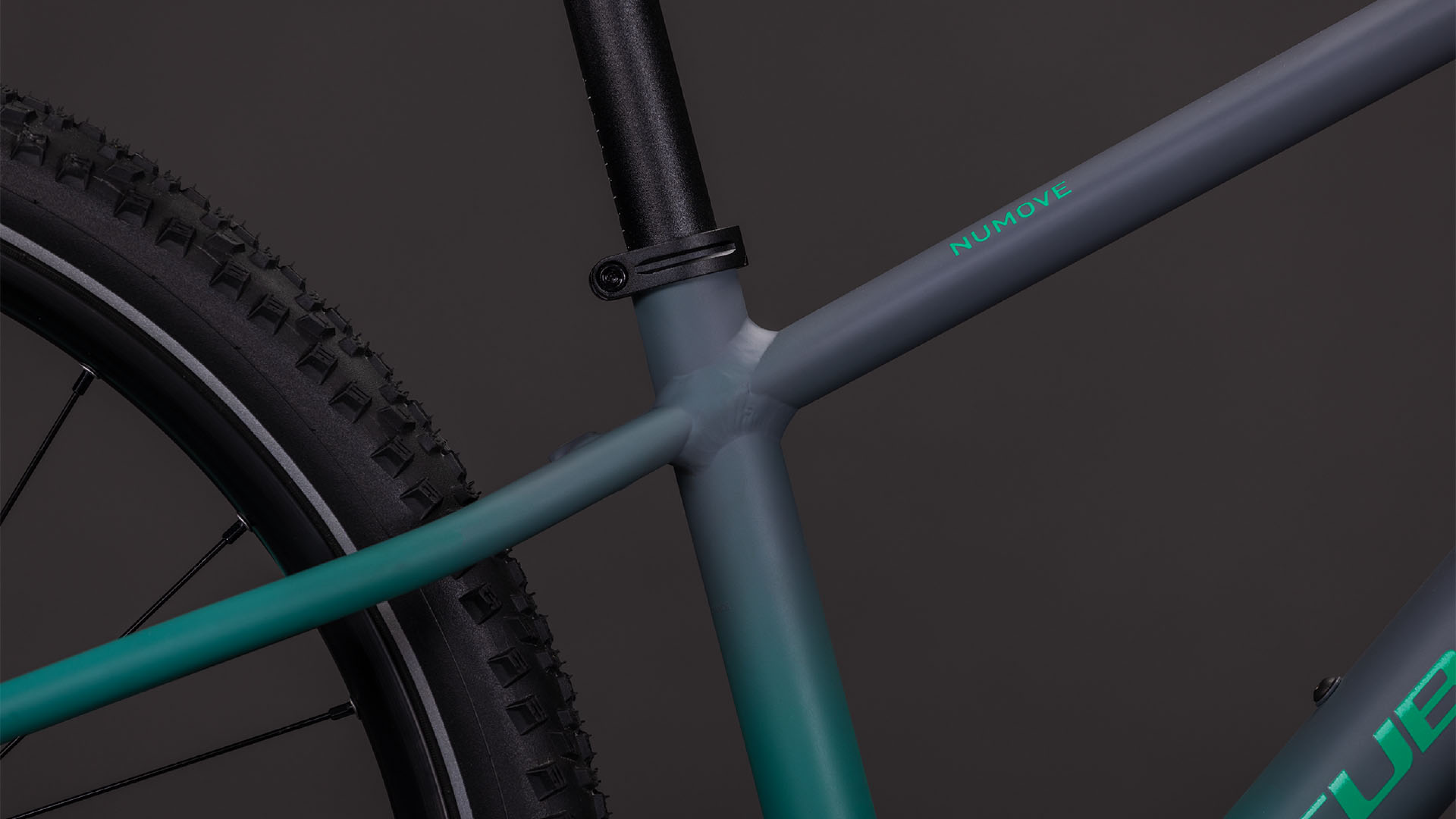 B-Ware: Cube Numove 240 Disc  lavagrey´n´coolgreen (2027)