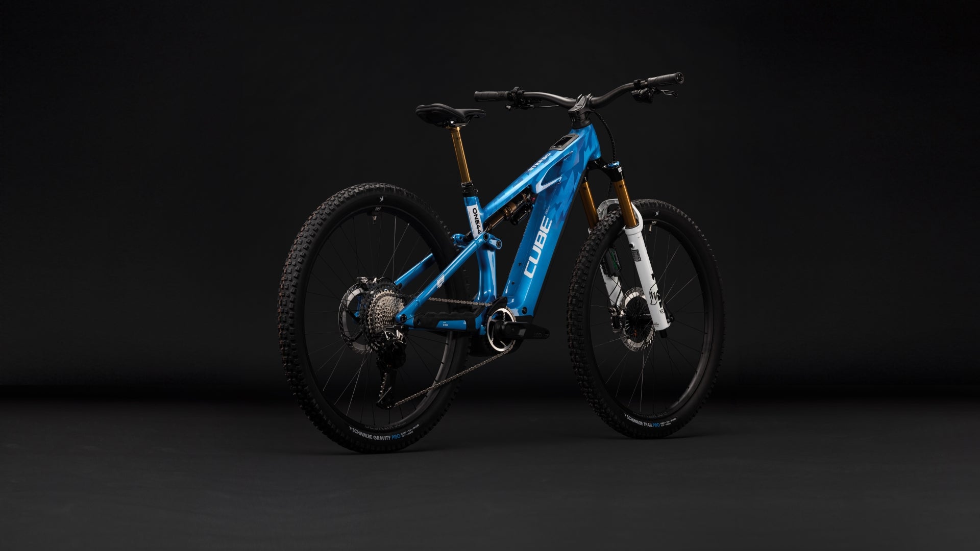 Cube Stereo Hybrid ONE44 HPC AT 800 actionteam (2027)